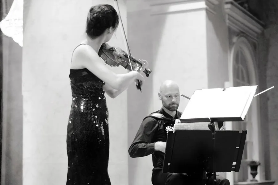 Duo ViA! — 8 Seasons Piazzolla/Vivaldi