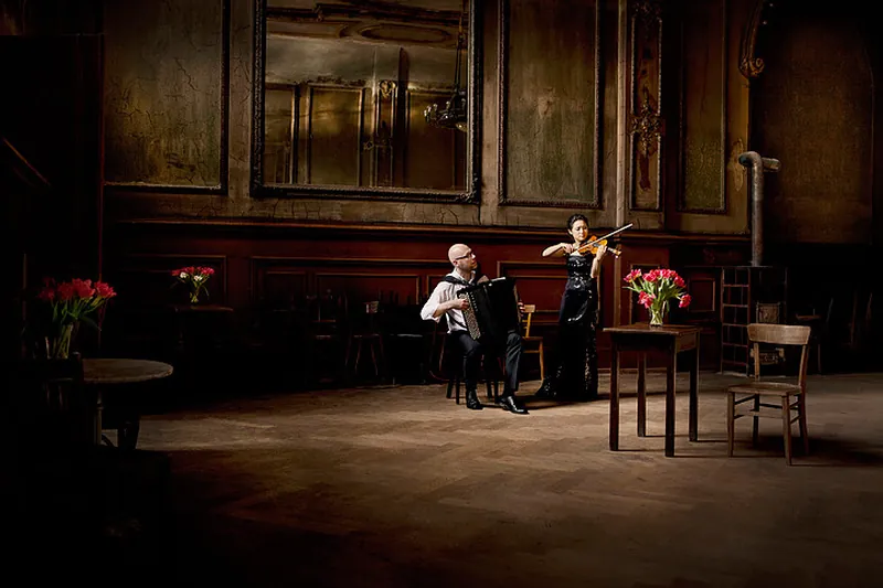 Baustellenkonzert Duo ViA! in der Villa Weiss