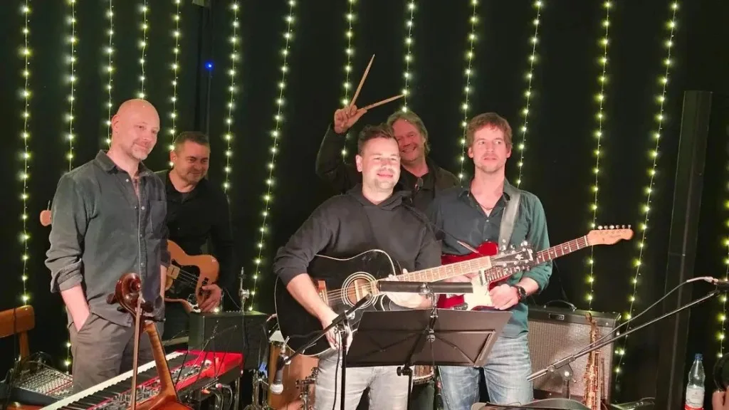 Christopher von Mammen, Markus Jung, Harald Oeler und Band im KunstKaufHaus Hof